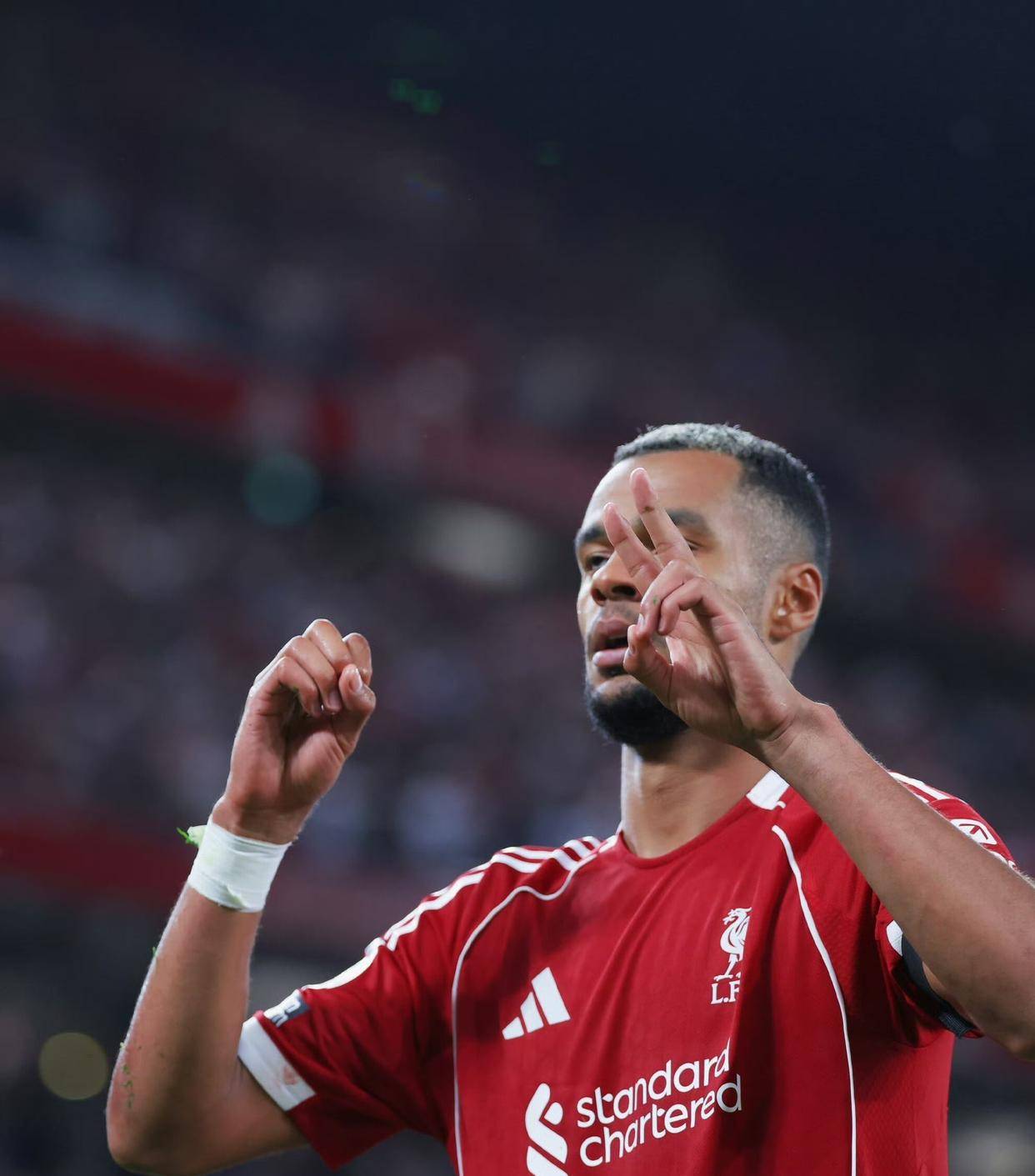 亚博体育在线-萨拉赫与40激战塞尔维亚队分钟，领先优势明显胜负难料！，Doinb焦点对战引发球迷热议的简单介绍-亚博体育在线