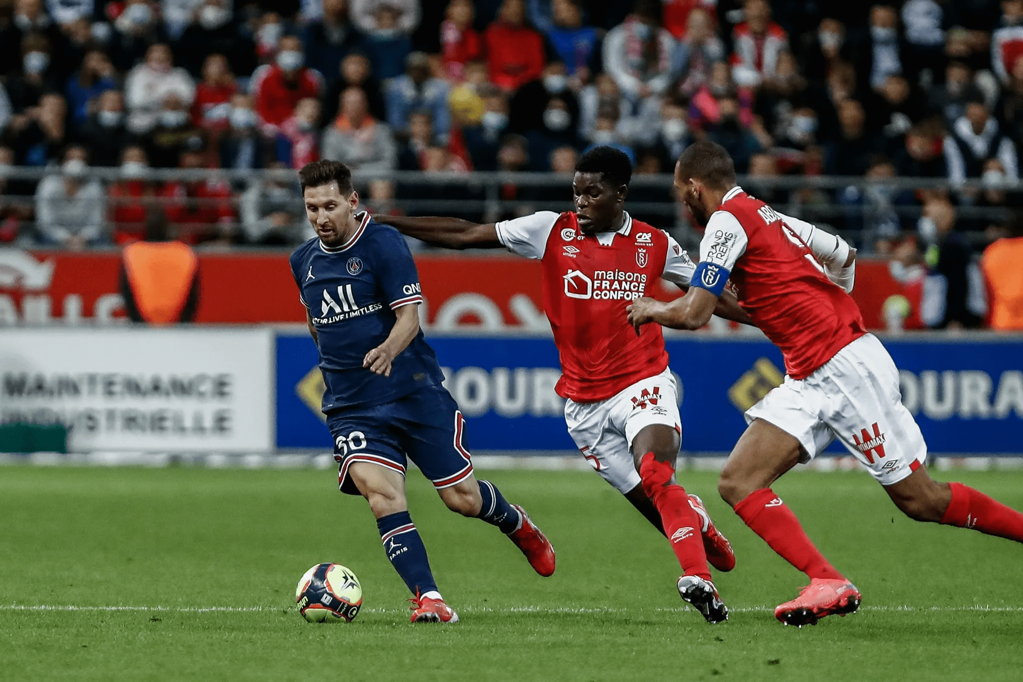 亚博体育-包含葡超转会期走向成谜；马赛伤情更新；管理层满意；身体对抗强度拉满的词条-亚博体育